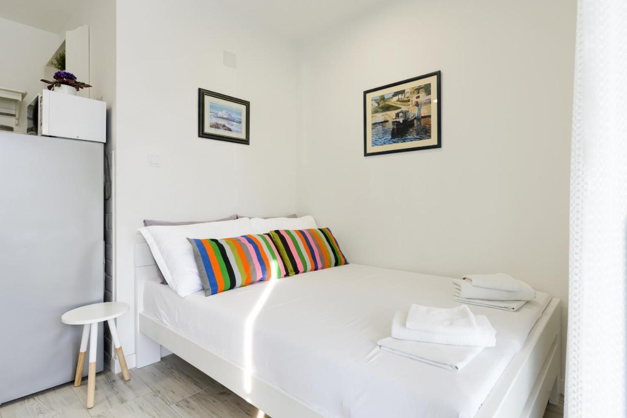 Apartments Villa Pina Vodice Exterior foto