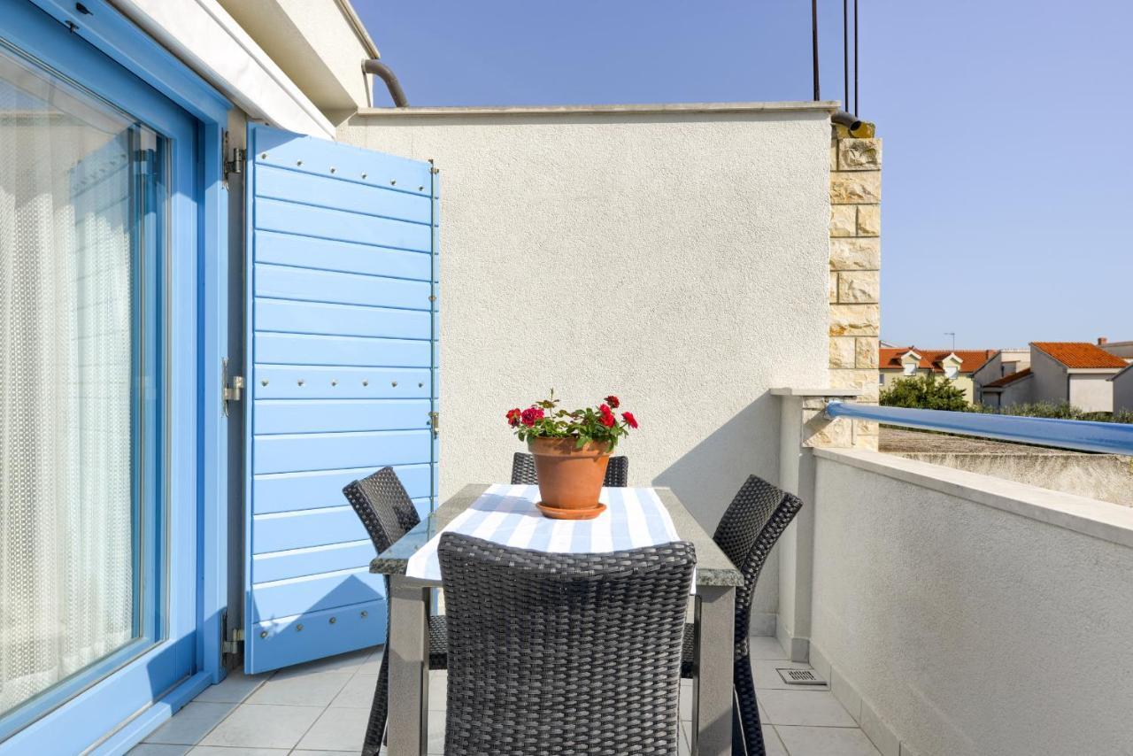 Apartments Villa Pina Vodice Exterior foto