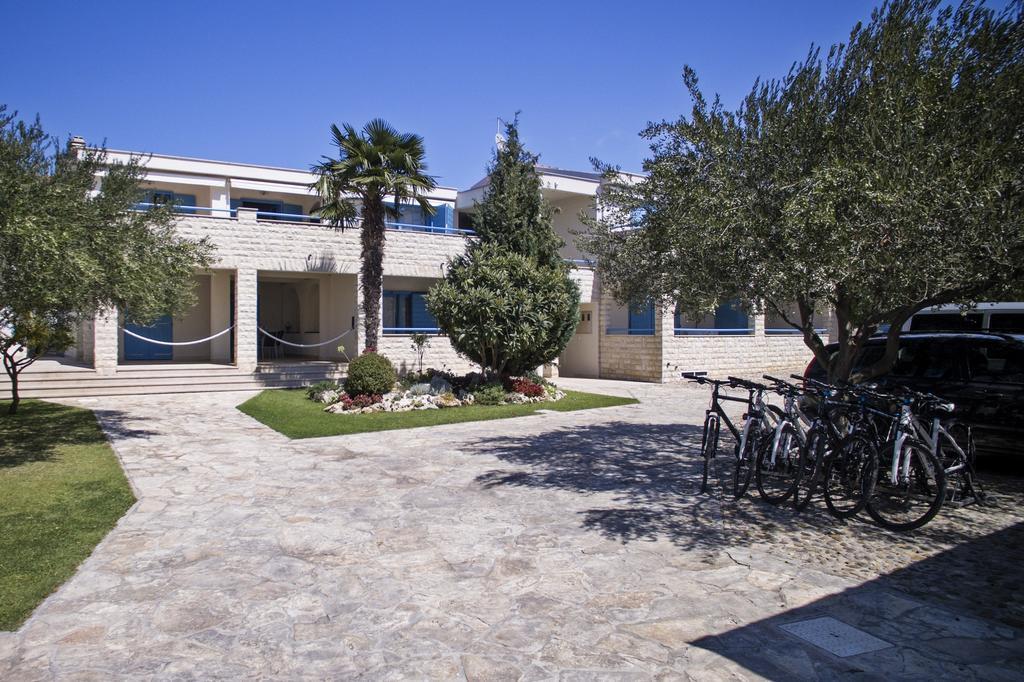 Apartments Villa Pina Vodice Exterior foto