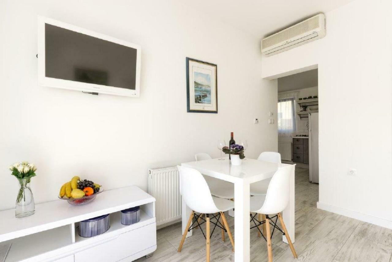 Apartments Villa Pina Vodice Exterior foto