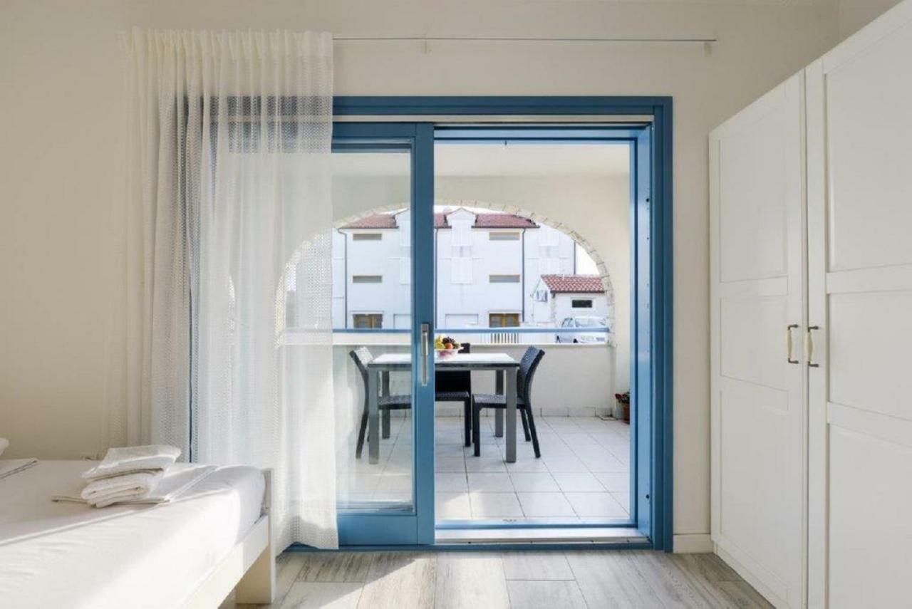 Apartments Villa Pina Vodice Exterior foto
